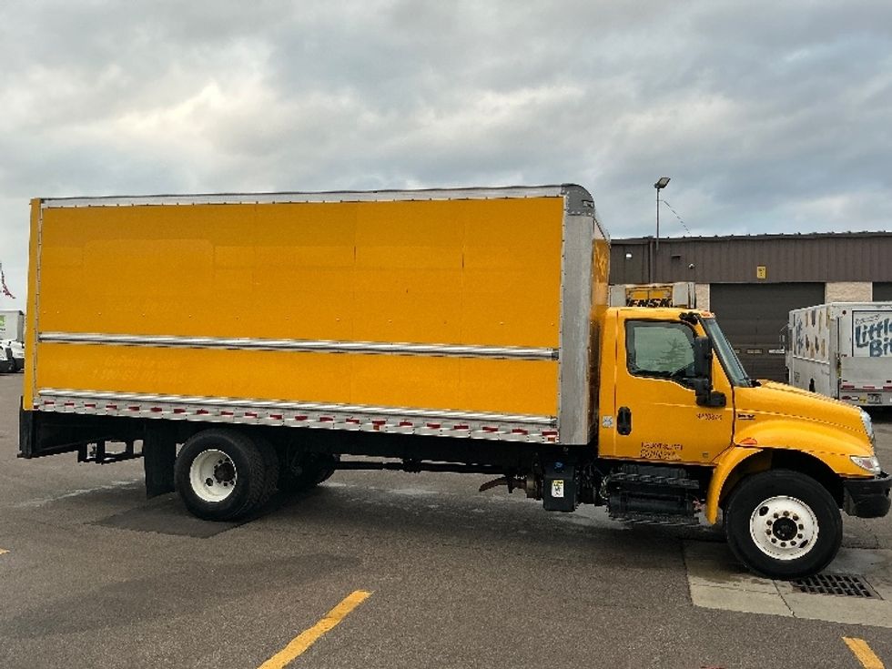 Medium Duty Box Truck-Light and Medium Duty Trucks-International-2021-MV607-Piqua-OH-172,782\n\t\tmiles-$ 40,000 - Image 15