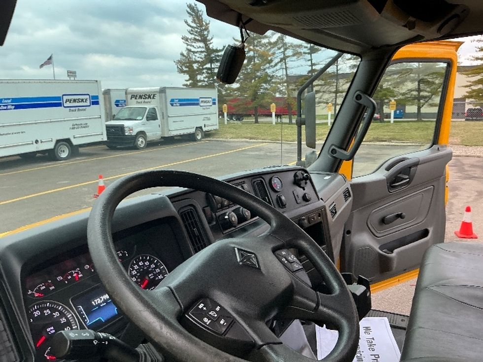 Medium Duty Box Truck-Light and Medium Duty Trucks-International-2021-MV607-Piqua-OH-172,782\n\t\tmiles-$ 40,000 - Image 17