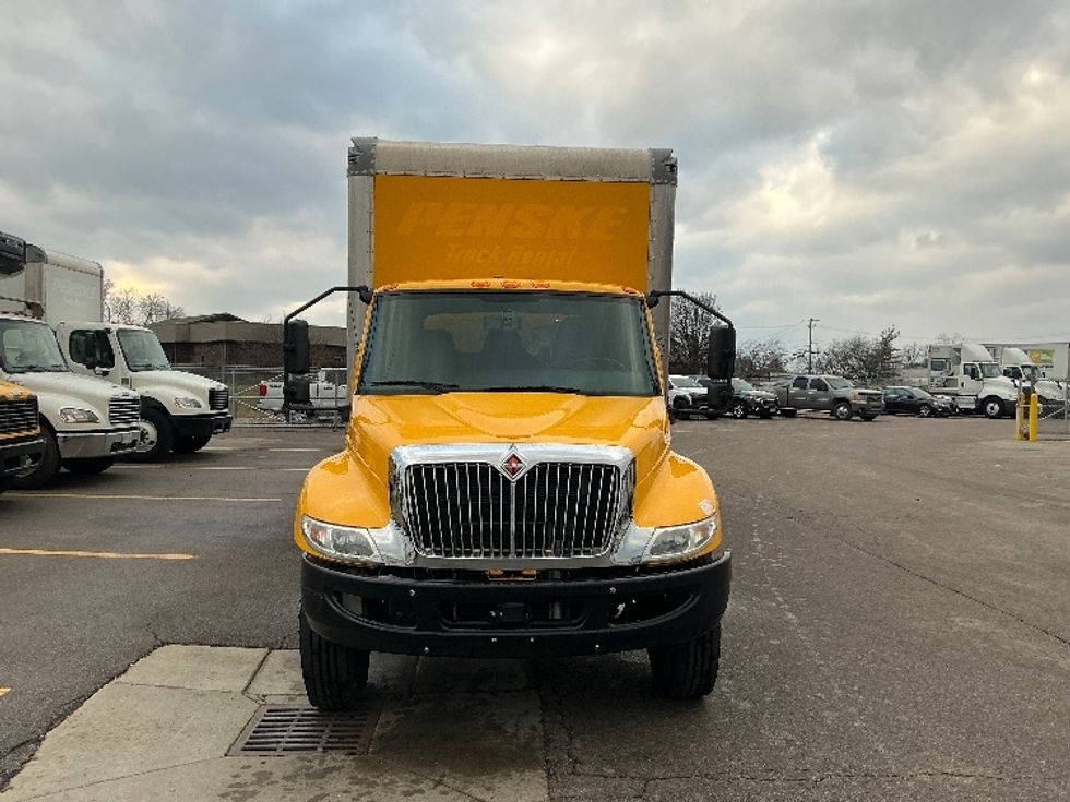 Medium Duty Box Truck-Light and Medium Duty Trucks-International-2021-MV607-Piqua-OH-172,782\n\t\tmiles-$ 40,000 - Image 2