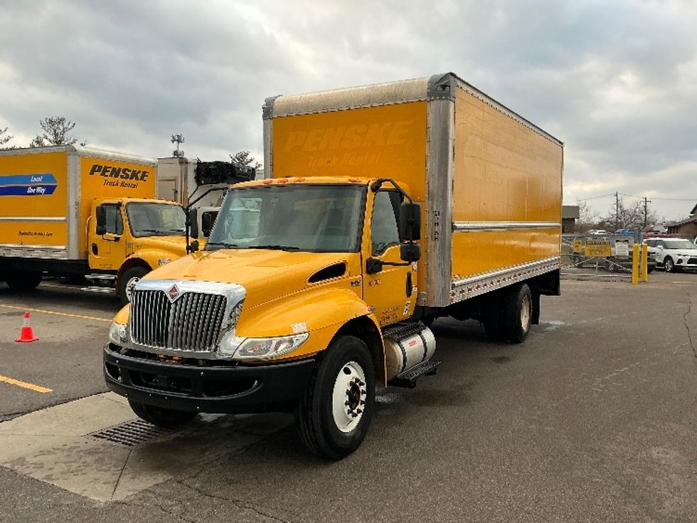 Medium Duty Box Truck-Light and Medium Duty Trucks-International-2021-MV607-Piqua-OH-172,782\n\t\tmiles-$ 40,000 - Image 3