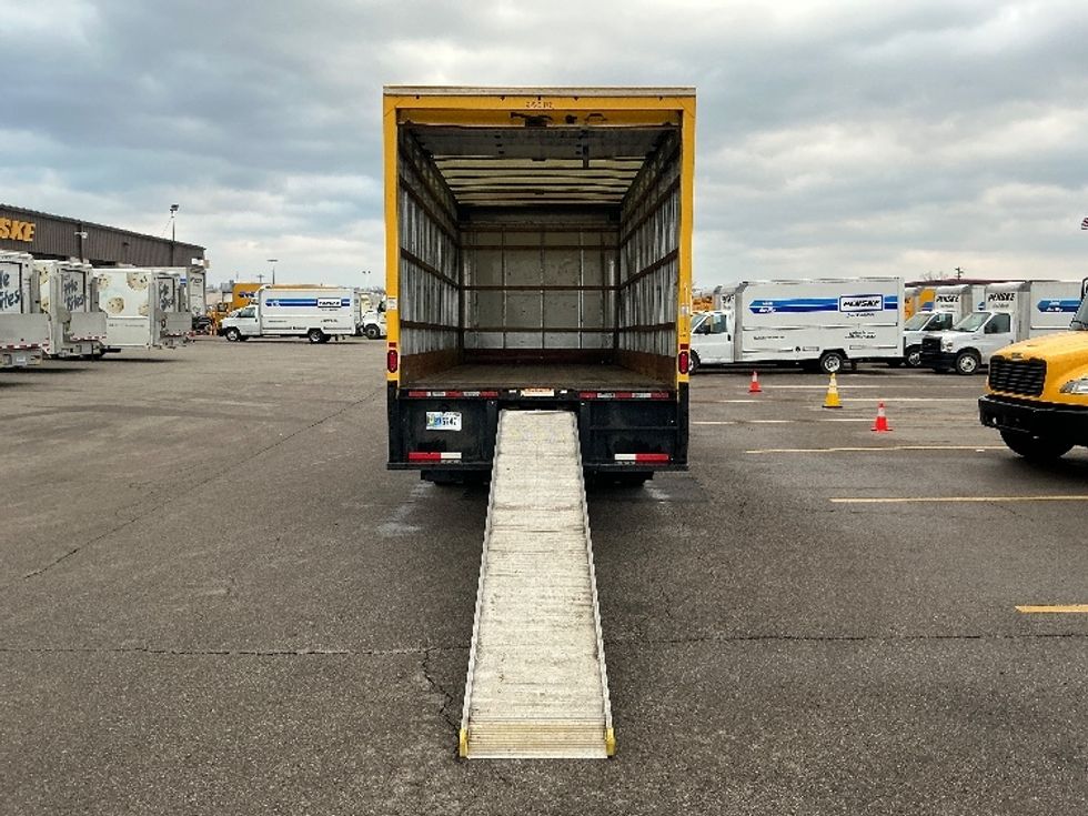 Medium Duty Box Truck-Light and Medium Duty Trucks-International-2021-MV607-Piqua-OH-172,782\n\t\tmiles-$ 40,000 - Image 9