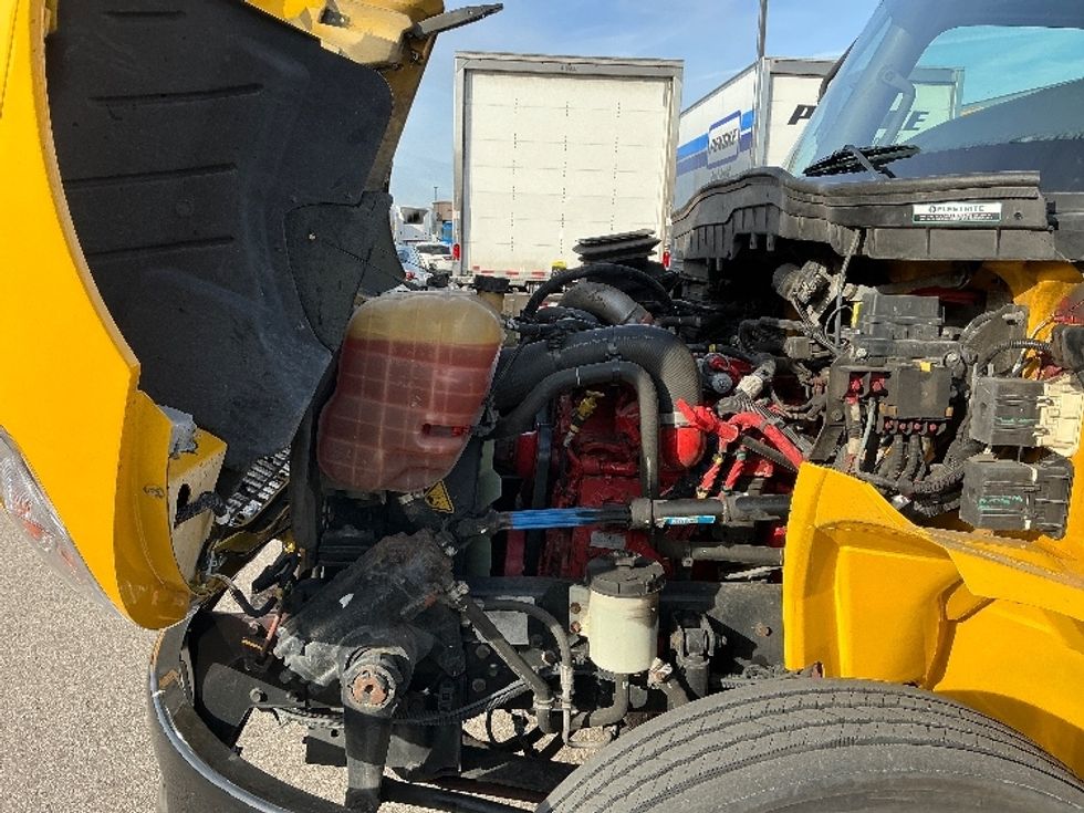 Medium Duty Box Truck-Light and Medium Duty Trucks-International-2021-MV607-Piqua-OH-195,726\n\t\tmiles-$ 43,000 - Image 23