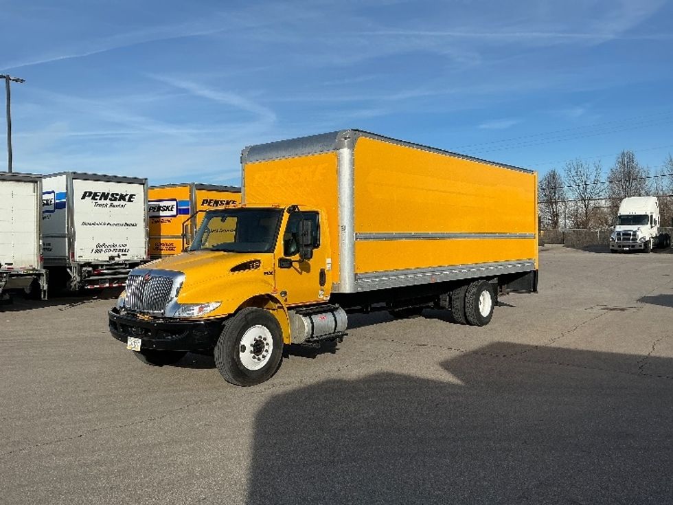 Medium Duty Box Truck-Light and Medium Duty Trucks-International-2021-MV607-Piqua-OH-195,726\n\t\tmiles-$ 43,000 - Image 3