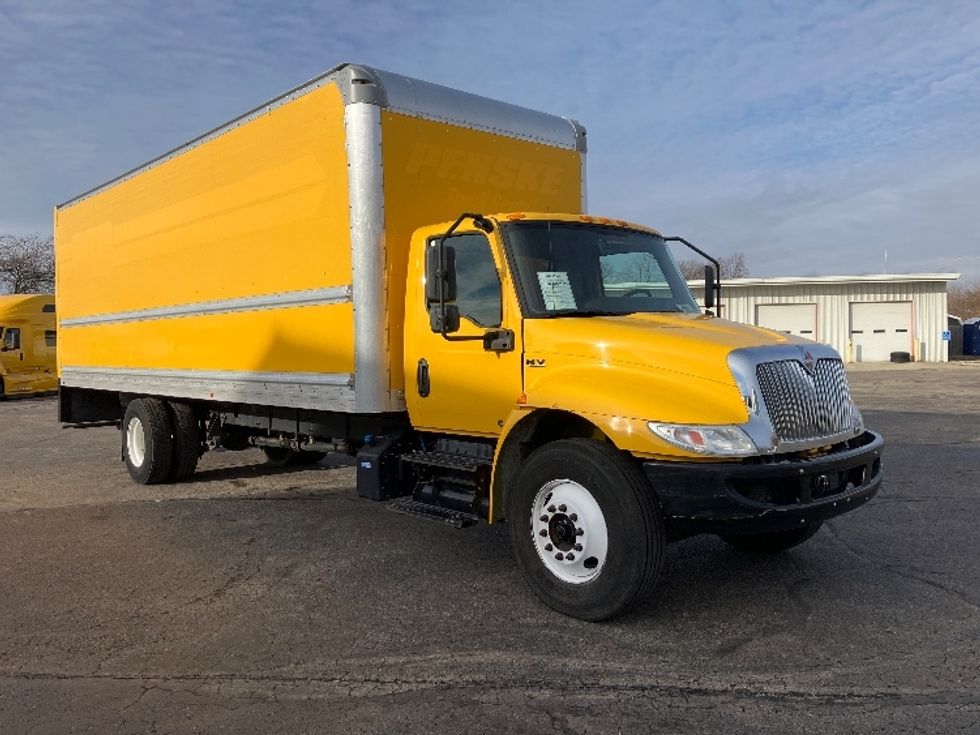 Medium Duty Box Truck-Light and Medium Duty Trucks-International-2021-MV607-Piqua-OH-204,350\n\t\tmiles-$ 41,750 - Image 1