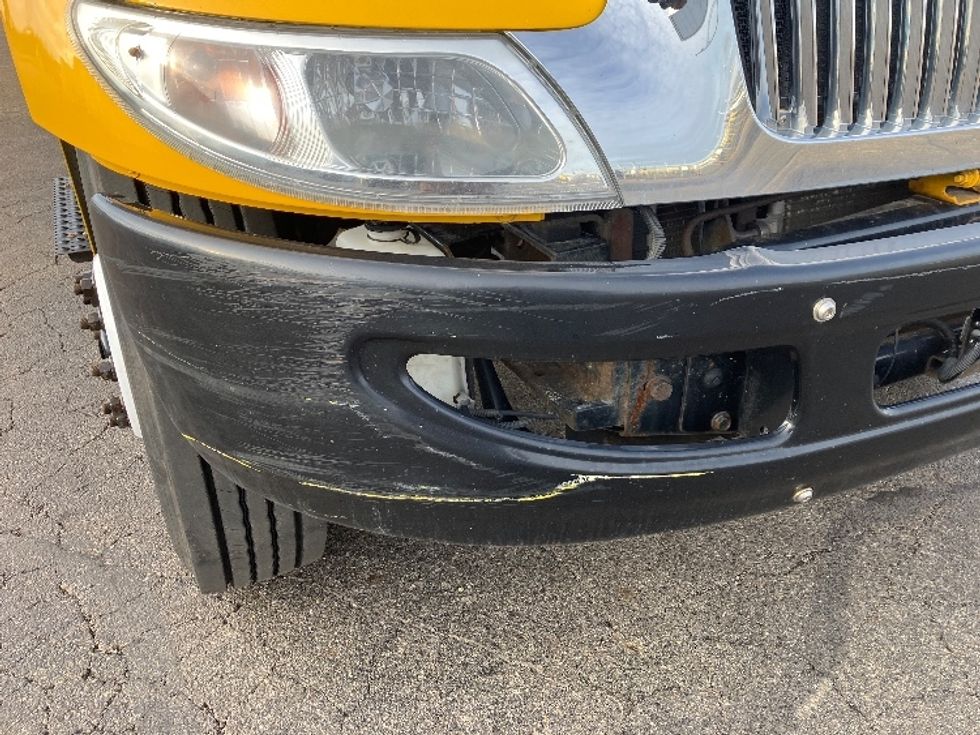 Medium Duty Box Truck-Light and Medium Duty Trucks-International-2021-MV607-Piqua-OH-204,350\n\t\tmiles-$ 41,750 - Image 26