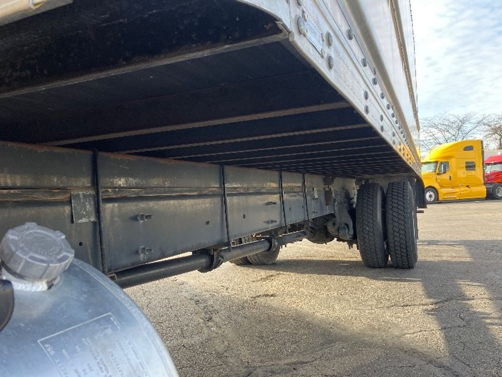 Medium Duty Box Truck-Light and Medium Duty Trucks-International-2021-MV607-Piqua-OH-204,350\n\t\tmiles-$ 41,750 - Image 5