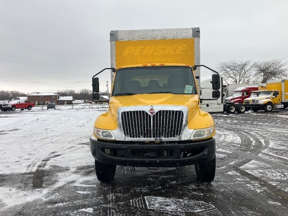 Medium Duty Box Truck-Light and Medium Duty Trucks-International-2021-MV607-Piqua-OH-225,063\n\t\tmiles-$ 38,750 - Image 2