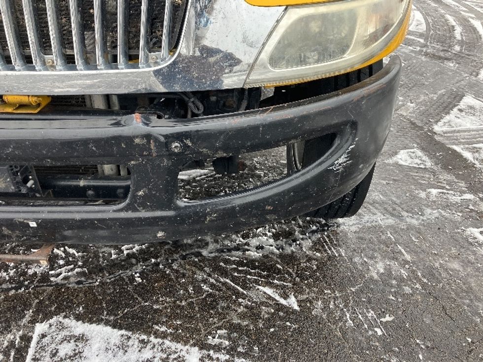 Medium Duty Box Truck-Light and Medium Duty Trucks-International-2021-MV607-Piqua-OH-225,063\n\t\tmiles-$ 38,750 - Image 24