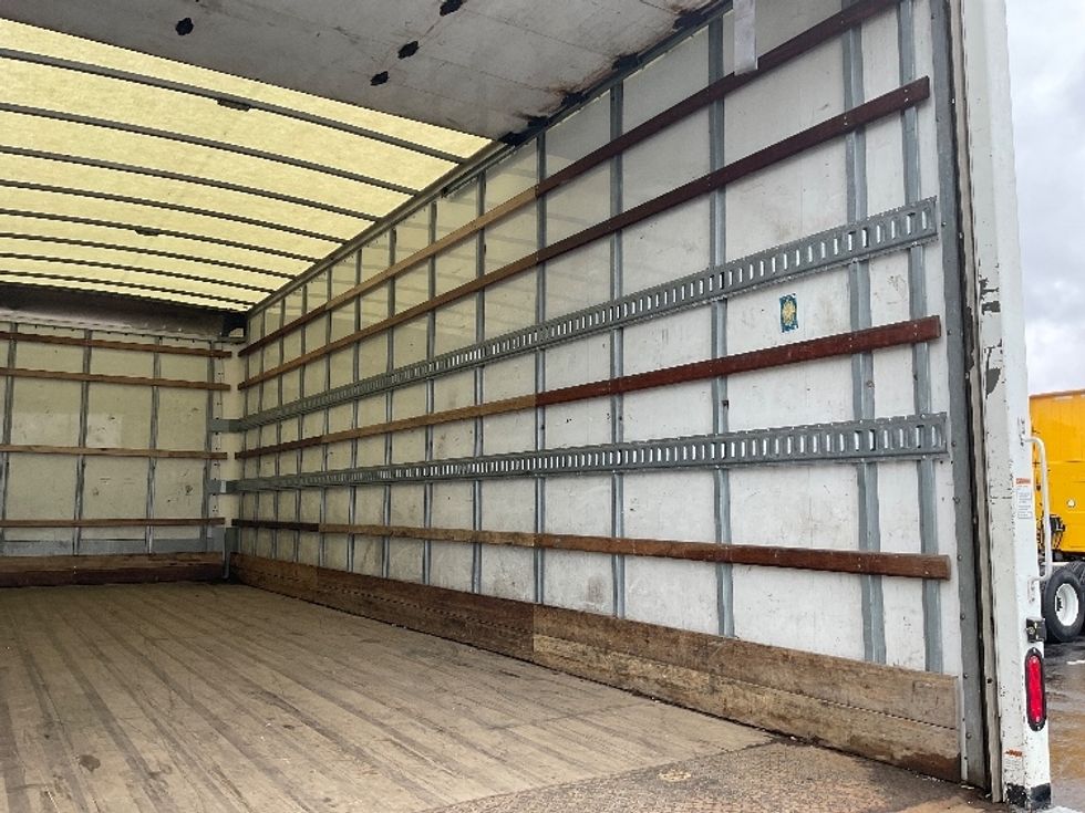 Medium Duty Box Truck-Light and Medium Duty Trucks-International-2021-MV607-Pittsburgh-PA-124,865\n\t\tmiles-$ 63,750 - Image 12