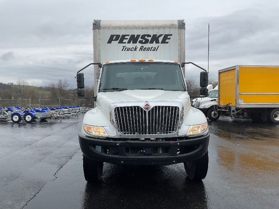 Medium Duty Box Truck-Light and Medium Duty Trucks-International-2021-MV607-Pittsburgh-PA-124,865\n\t\tmiles-$ 63,750 - Image 2