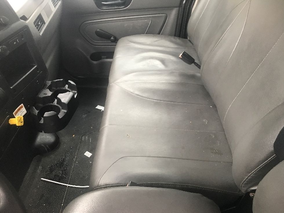 Medium Duty Box Truck-Light and Medium Duty Trucks-International-2021-MV607-Pittsburgh-PA-176,268\n\t\tmiles-$ 59,000 - Image 19