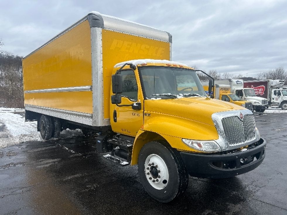 Medium Duty Box Truck-Light and Medium Duty Trucks-International-2021-MV607-Pittsburgh-PA-223,870\n\t\tmiles-$ 37,750 - Image 1