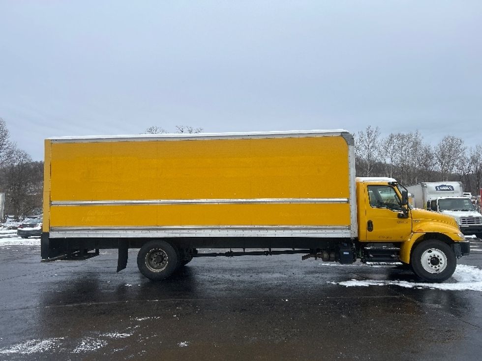Medium Duty Box Truck-Light and Medium Duty Trucks-International-2021-MV607-Pittsburgh-PA-223,870\n\t\tmiles-$ 37,750 - Image 15
