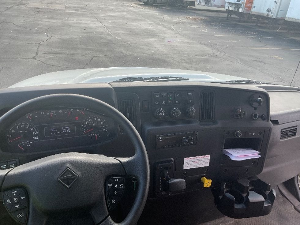 Medium Duty Box Truck-Light and Medium Duty Trucks-International-2021-MV607-Plymouth-MI-108,781\n\t\tmiles-$ 64,500 - Image 18