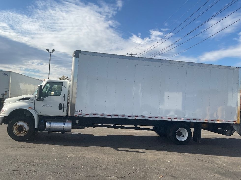 Medium Duty Box Truck-Light and Medium Duty Trucks-International-2021-MV607-Plymouth-MI-108,781\n\t\tmiles-$ 64,500 - Image 4