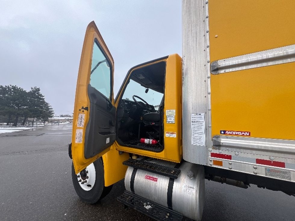 Medium Duty Box Truck-Light and Medium Duty Trucks-International-2021-MV607-Plymouth-MI-141,913\n\t\tmiles-$ 43,250 - Image 15