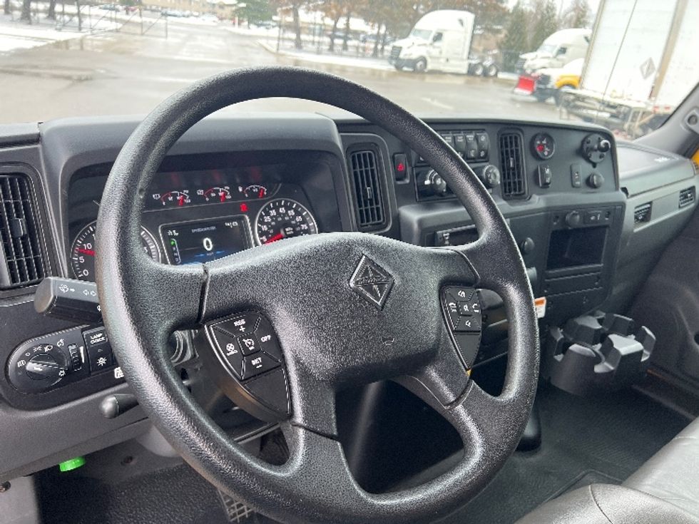 Medium Duty Box Truck-Light and Medium Duty Trucks-International-2021-MV607-Plymouth-MI-141,913\n\t\tmiles-$ 43,250 - Image 16