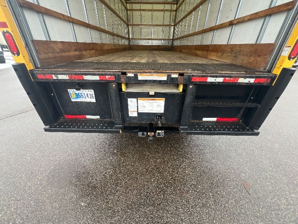 Medium Duty Box Truck-Light and Medium Duty Trucks-International-2021-MV607-Plymouth-MI-141,913\n\t\tmiles-$ 43,250 - Image 9