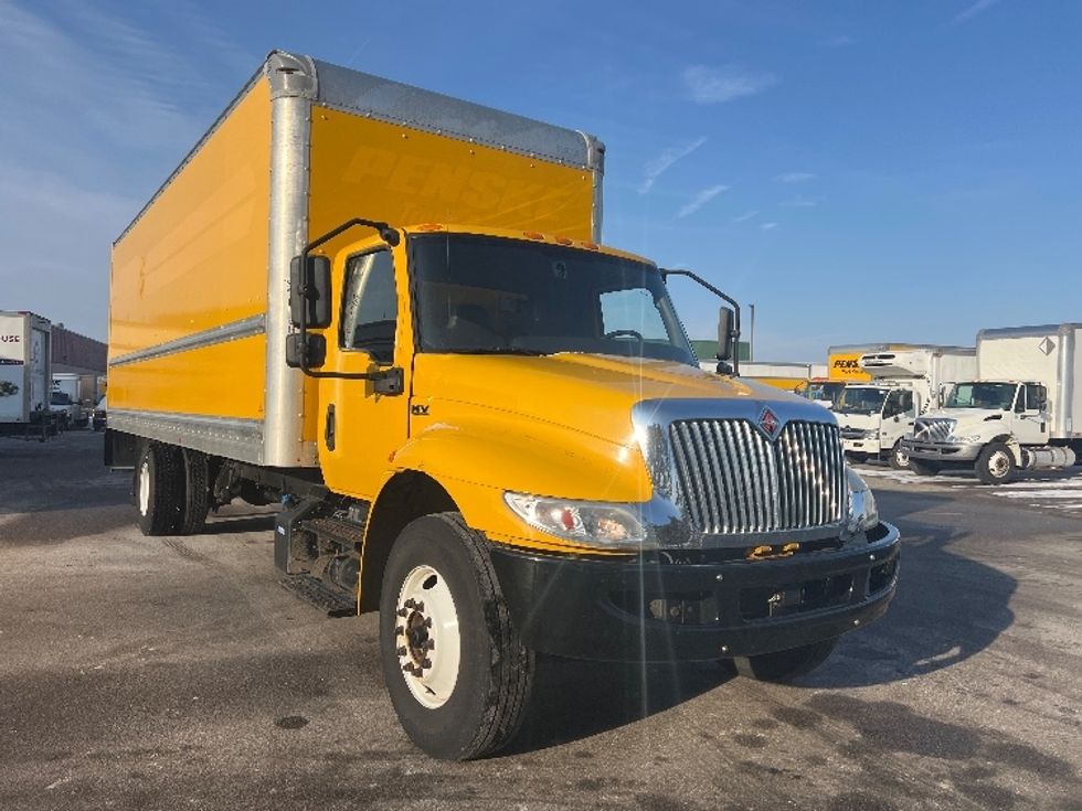 Medium Duty Box Truck-Light and Medium Duty Trucks-International-2021-MV607-Plymouth-MI-186,641\n\t\tmiles-$ 43,000 - Image 1