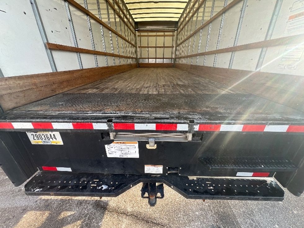 Medium Duty Box Truck-Light and Medium Duty Trucks-International-2021-MV607-Plymouth-MI-186,641\n\t\tmiles-$ 43,000 - Image 10
