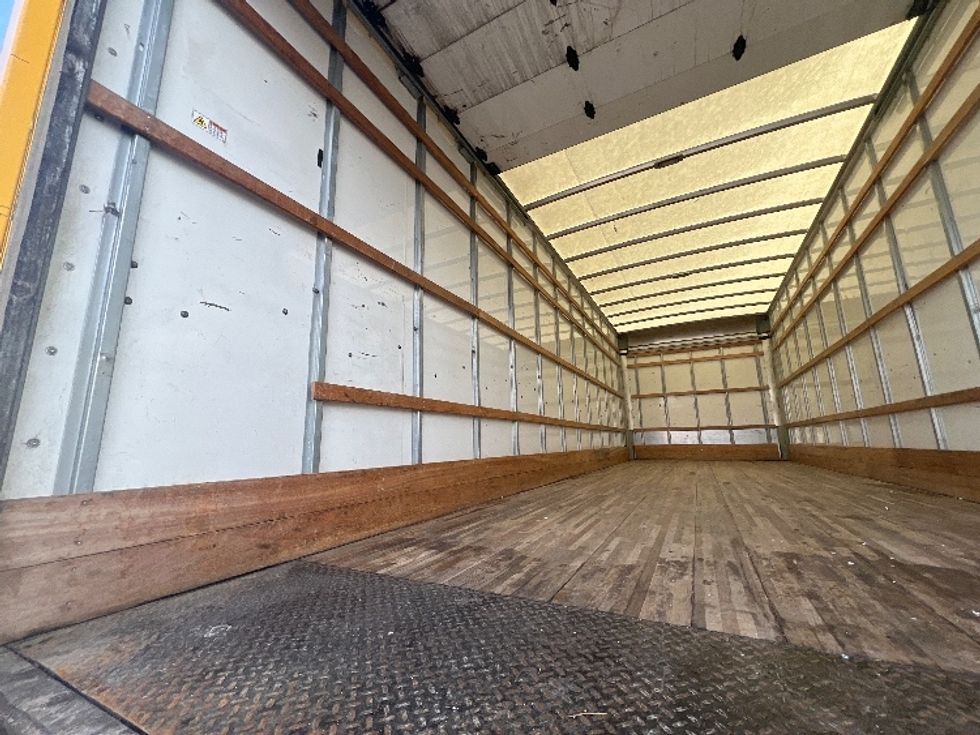 Medium Duty Box Truck-Light and Medium Duty Trucks-International-2021-MV607-Plymouth-MI-186,641\n\t\tmiles-$ 43,000 - Image 11