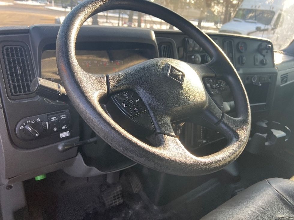 Medium Duty Box Truck-Light and Medium Duty Trucks-International-2021-MV607-Plymouth-MI-186,641\n\t\tmiles-$ 43,000 - Image 17