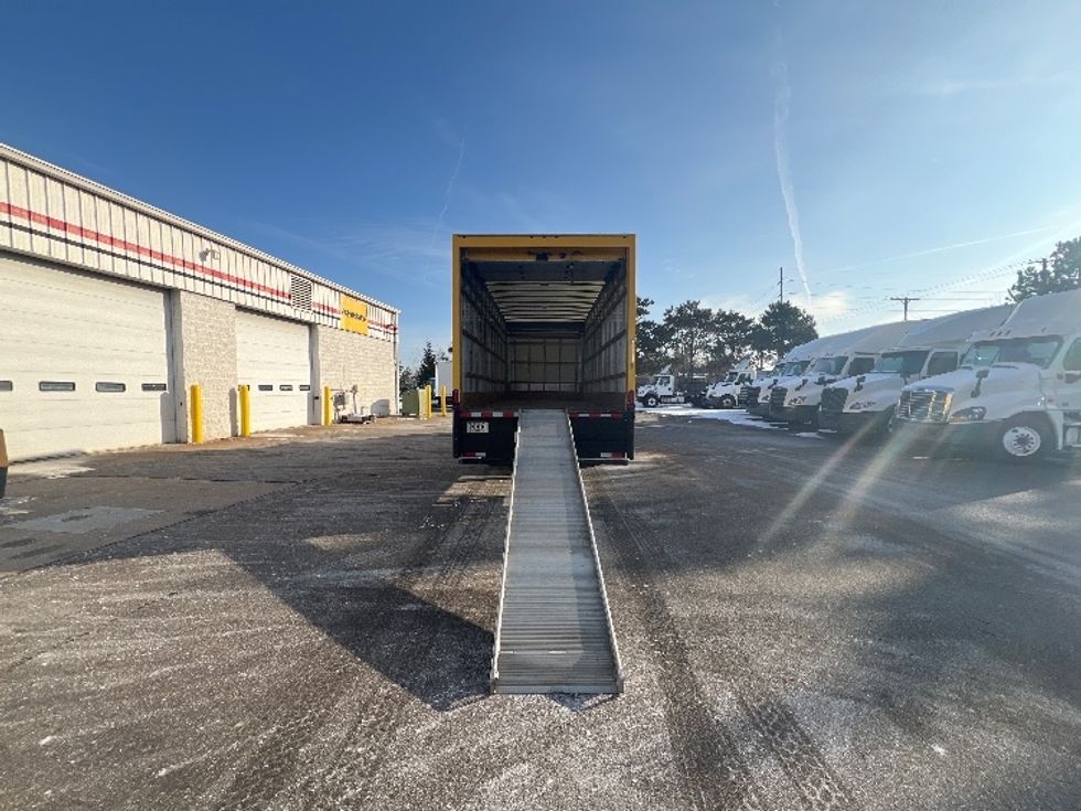 Medium Duty Box Truck-Light and Medium Duty Trucks-International-2021-MV607-Plymouth-MI-186,641\n\t\tmiles-$ 43,000 - Image 9