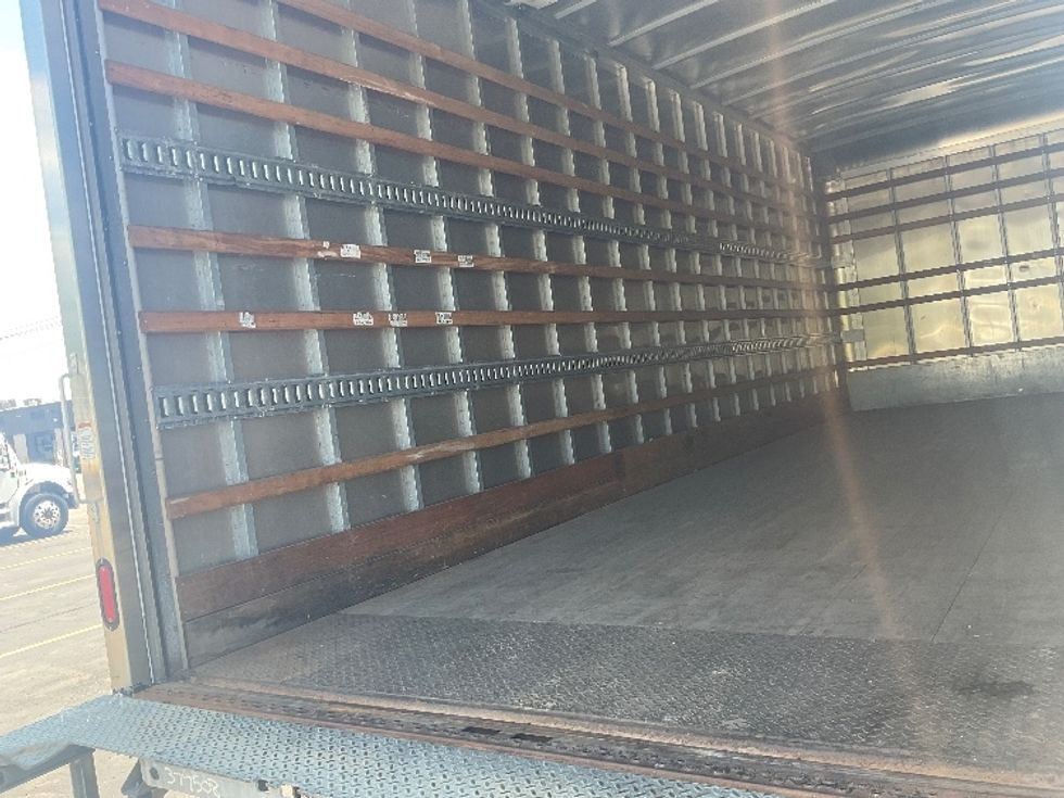Medium Duty Box Truck-Light and Medium Duty Trucks-International-2021-MV607-Plymouth-MI-206,906\n\t\tmiles-$ 55,000 - Image 11