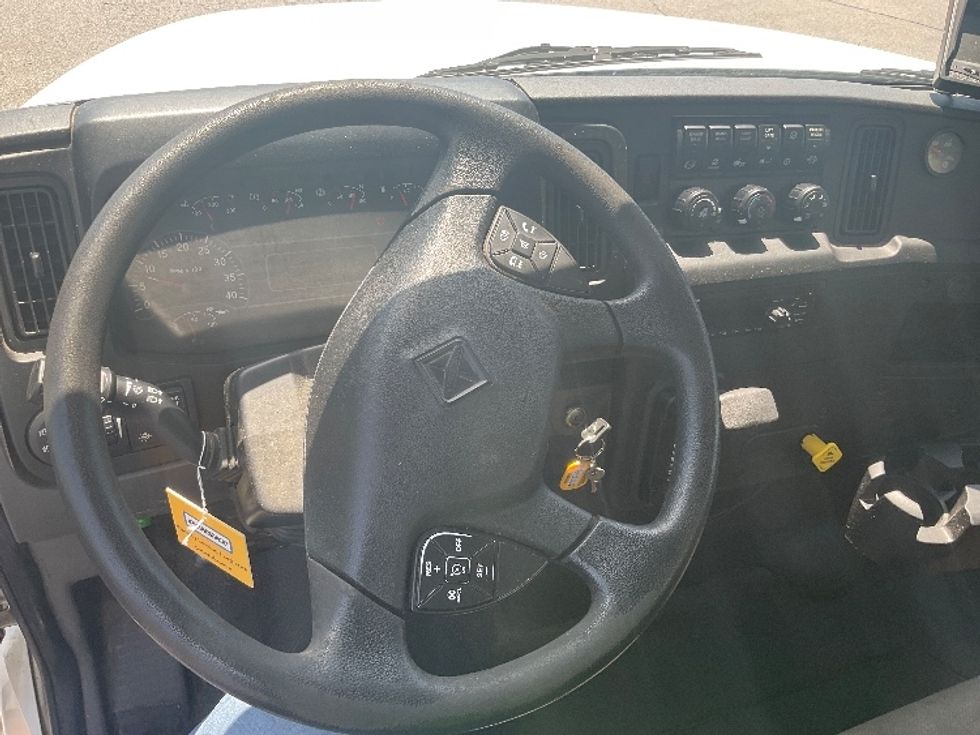 Medium Duty Box Truck-Light and Medium Duty Trucks-International-2021-MV607-Plymouth-MI-206,906\n\t\tmiles-$ 55,000 - Image 17