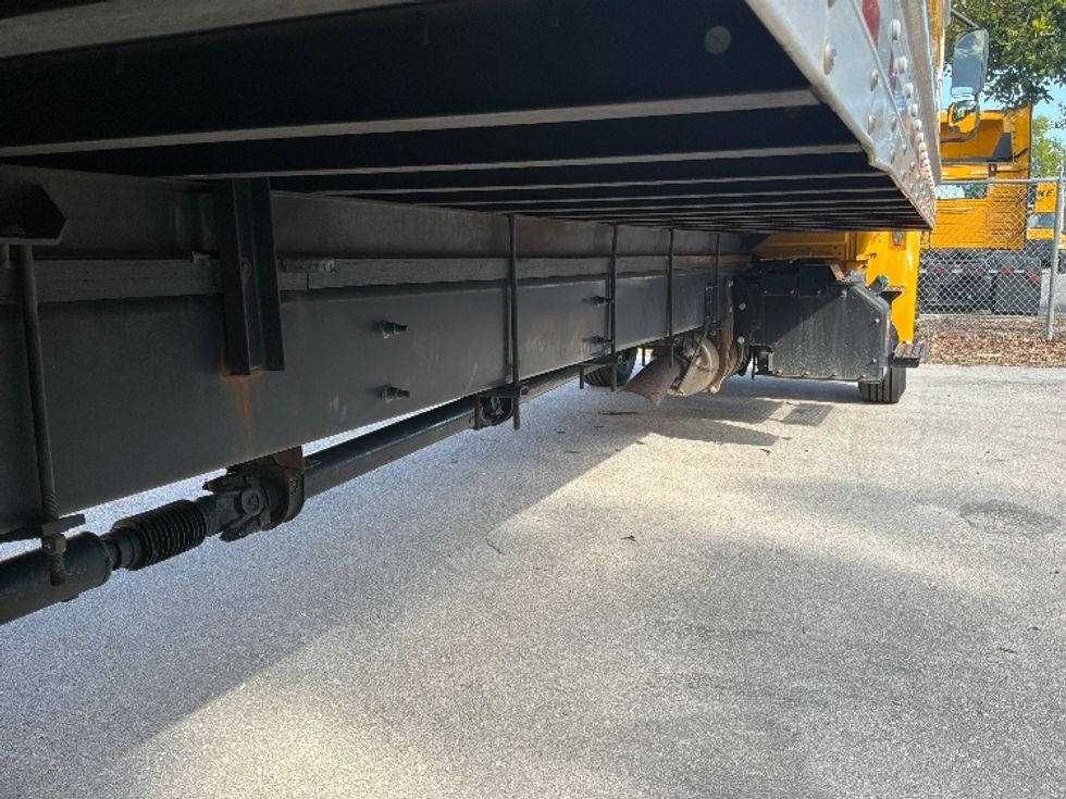 Medium Duty Box Truck-Light and Medium Duty Trucks-International-2021-MV607-Pompano Beach-FL-160,338\n\t\tmiles-$ 48,000 - Image 14