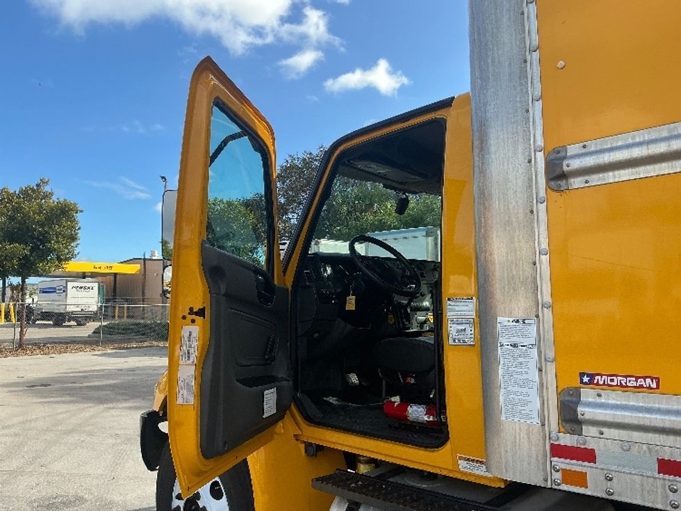 Medium Duty Box Truck-Light and Medium Duty Trucks-International-2021-MV607-Pompano Beach-FL-160,338\n\t\tmiles-$ 48,000 - Image 16