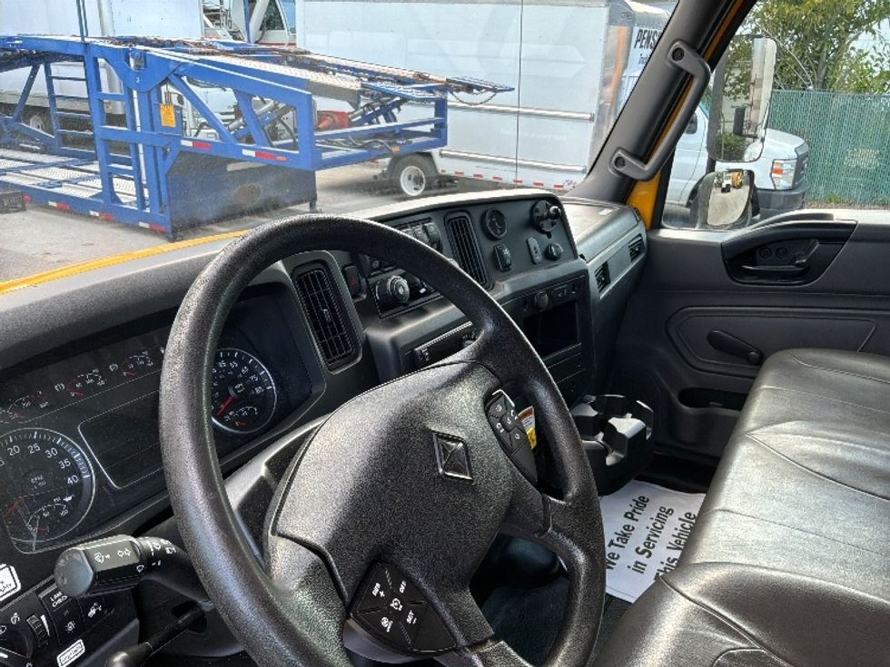 Medium Duty Box Truck-Light and Medium Duty Trucks-International-2021-MV607-Pompano Beach-FL-196,094\n\t\tmiles-$ 42,750 - Image 17