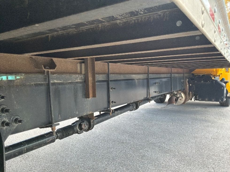 Medium Duty Box Truck-Light and Medium Duty Trucks-International-2021-MV607-Pompano Beach-FL-196,094\n\t\tmiles-$ 42,750 - Image 14