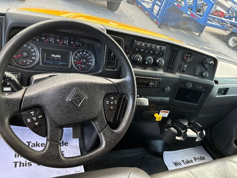 Medium Duty Box Truck-Light and Medium Duty Trucks-International-2021-MV607-Pompano Beach-FL-196,094\n\t\tmiles-$ 42,750 - Image 18