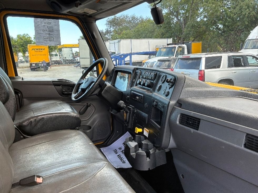 Medium Duty Box Truck-Light and Medium Duty Trucks-International-2021-MV607-Pompano Beach-FL-196,094\n\t\tmiles-$ 42,750 - Image 22