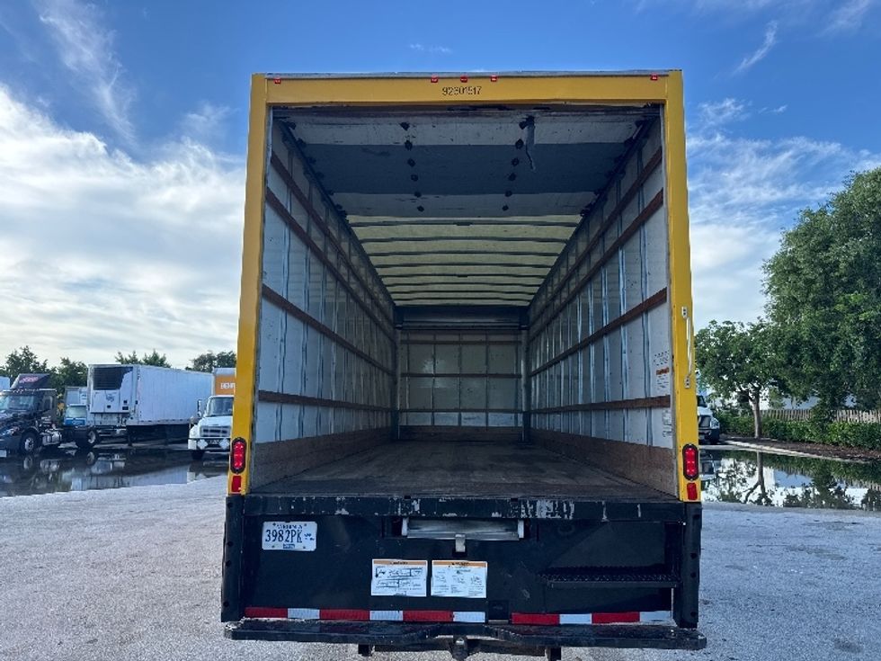 Medium Duty Box Truck-Light and Medium Duty Trucks-International-2021-MV607-Pompano Beach-FL-235,559\n\t\tmiles-$ 40,000 - Image 7