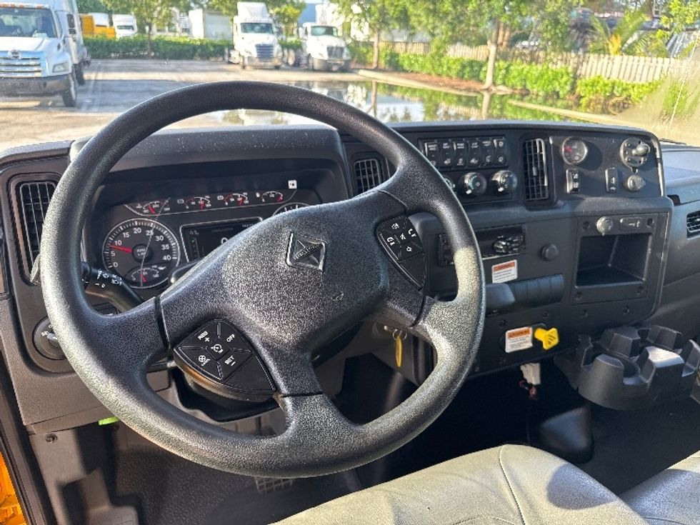 Medium Duty Box Truck-Light and Medium Duty Trucks-International-2021-MV607-Pompano Beach-FL-235,559\n\t\tmiles-$ 40,000 - Image 17