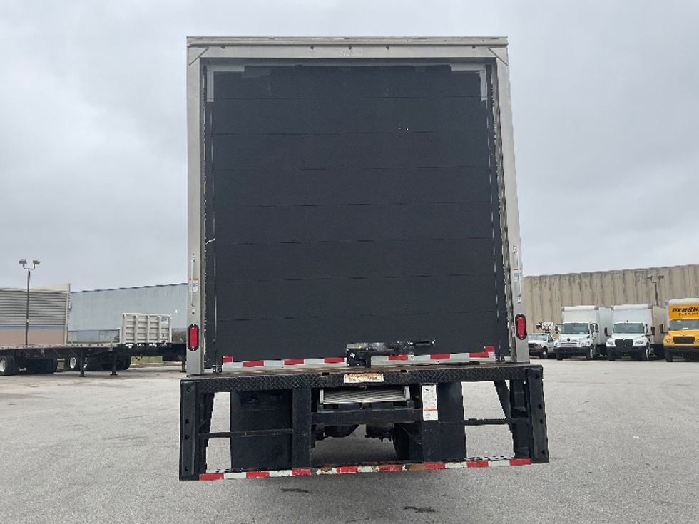 Medium Duty Box Truck-Light and Medium Duty Trucks-International-2021-MV607-Poplar Bluff-MO-173,449\n\t\tmiles-$ 14,250 - Image 7
