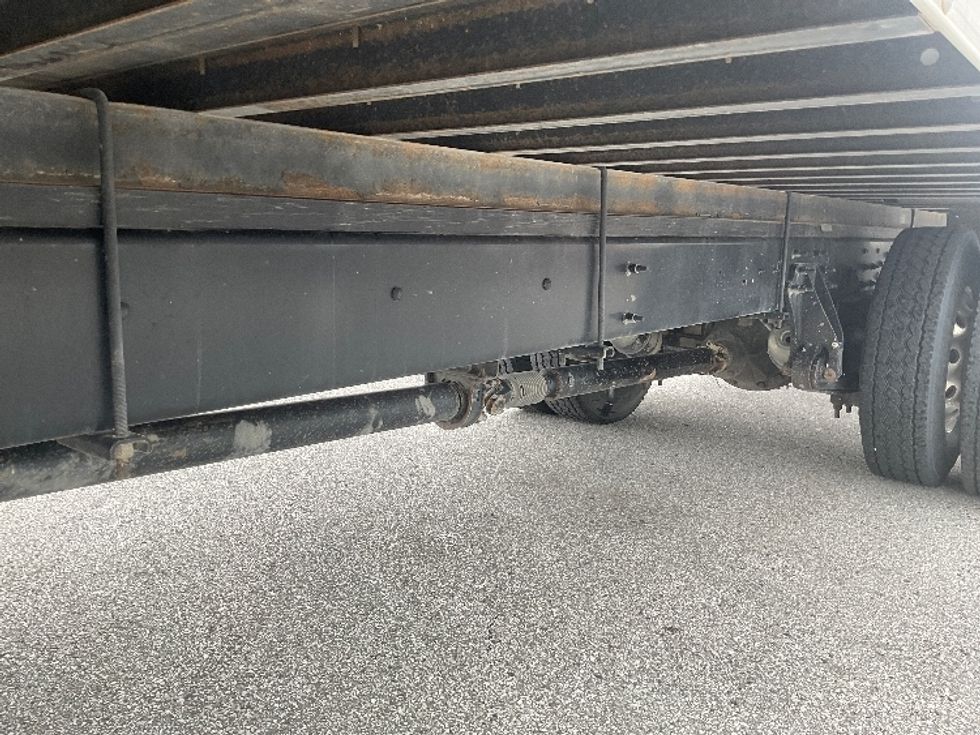 Medium Duty Box Truck-Light and Medium Duty Trucks-International-2021-MV607-Poplar Bluff-MO-173,449\n\t\tmiles-$ 14,250 - Image 5