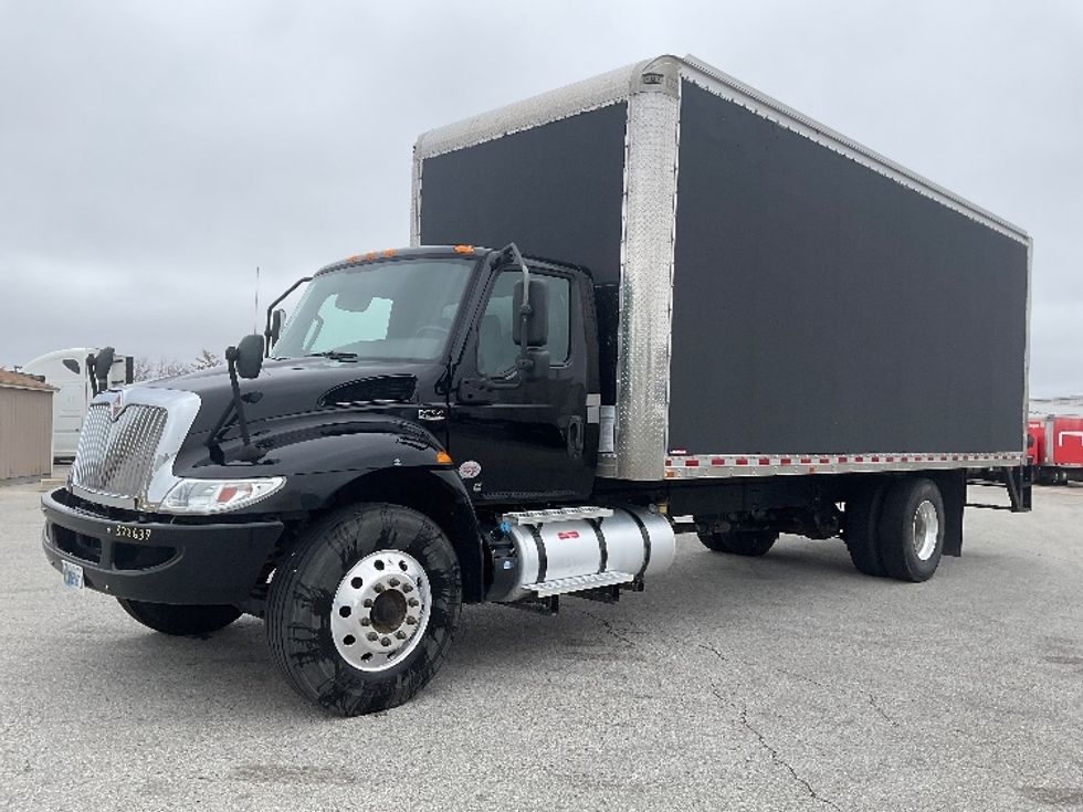 Medium Duty Box Truck-Light and Medium Duty Trucks-International-2021-MV607-Poplar Bluff-MO-173,449\n\t\tmiles-$ 14,250 - Image 3