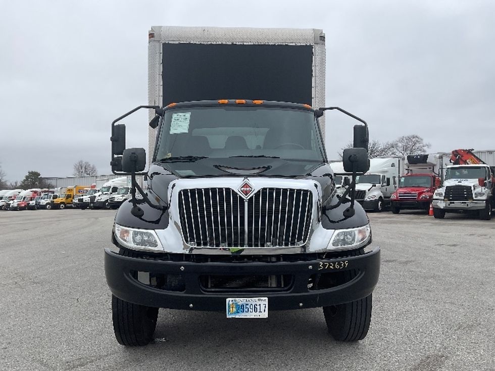 Medium Duty Box Truck-Light and Medium Duty Trucks-International-2021-MV607-Poplar Bluff-MO-173,449\n\t\tmiles-$ 14,250 - Image 2