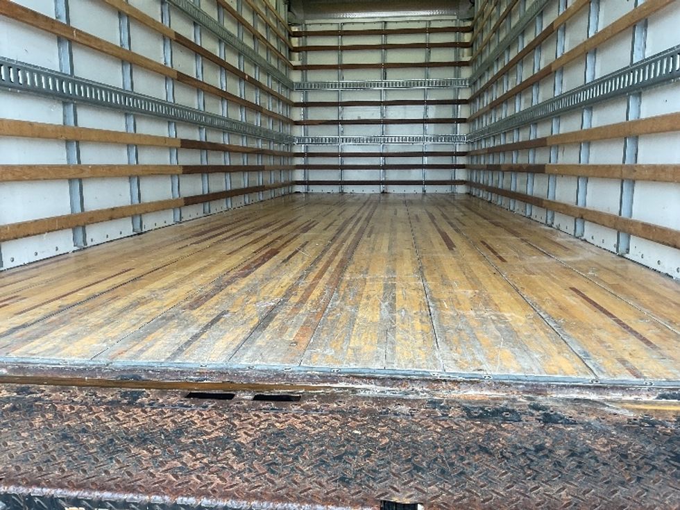 Medium Duty Box Truck-Light and Medium Duty Trucks-International-2021-MV607-Poplar Bluff-MO-173,449\n\t\tmiles-$ 14,250 - Image 10