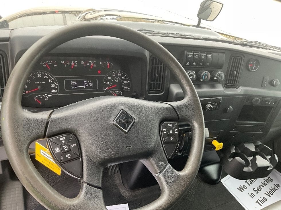 Medium Duty Box Truck-Light and Medium Duty Trucks-International-2021-MV607-Poplar Bluff-MO-173,449\n\t\tmiles-$ 14,250 - Image 18
