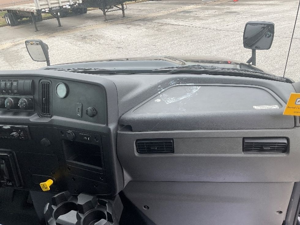 Medium Duty Box Truck-Light and Medium Duty Trucks-International-2021-MV607-Poplar Bluff-MO-173,449\n\t\tmiles-$ 14,250 - Image 21