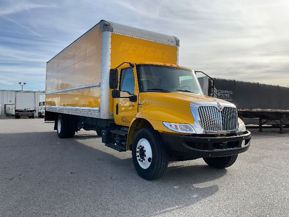 Medium Duty Box Truck-Light and Medium Duty Trucks-International-2021-MV607-Poplar Bluff-MO-196,924\n\t\tmiles-$ 42,750 - Image 1