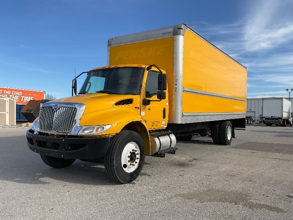Medium Duty Box Truck-Light and Medium Duty Trucks-International-2021-MV607-Poplar Bluff-MO-196,924\n\t\tmiles-$ 42,750 - Image 3
