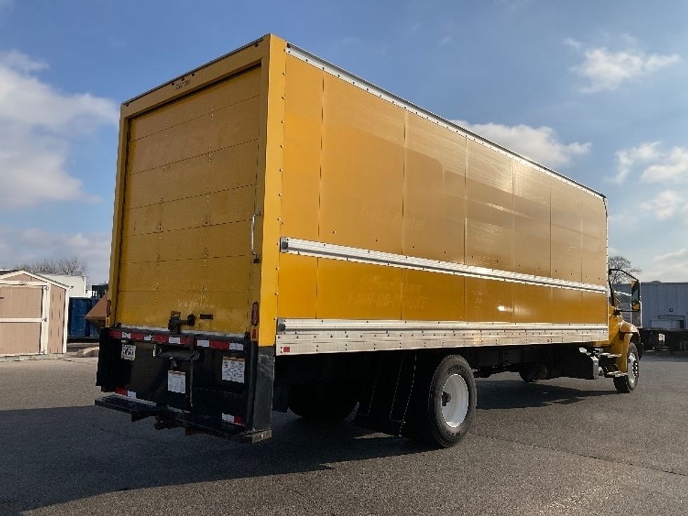 Medium Duty Box Truck-Light and Medium Duty Trucks-International-2021-MV607-Poplar Bluff-MO-205,164\n\t\tmiles-$ 41,500 - Image 13