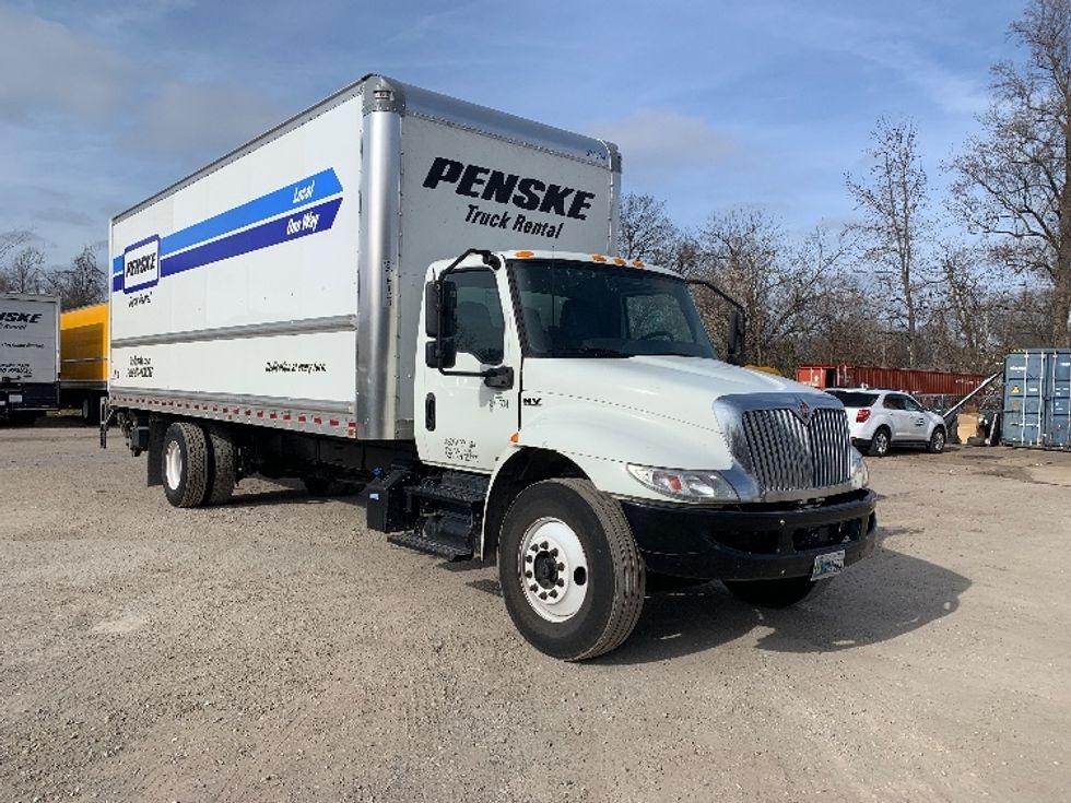 Medium Duty Box Truck-Light and Medium Duty Trucks-International-2021-MV607-Poplar Bluff-MO-220,662\n\t\tmiles-$ 51,000 - Image 1