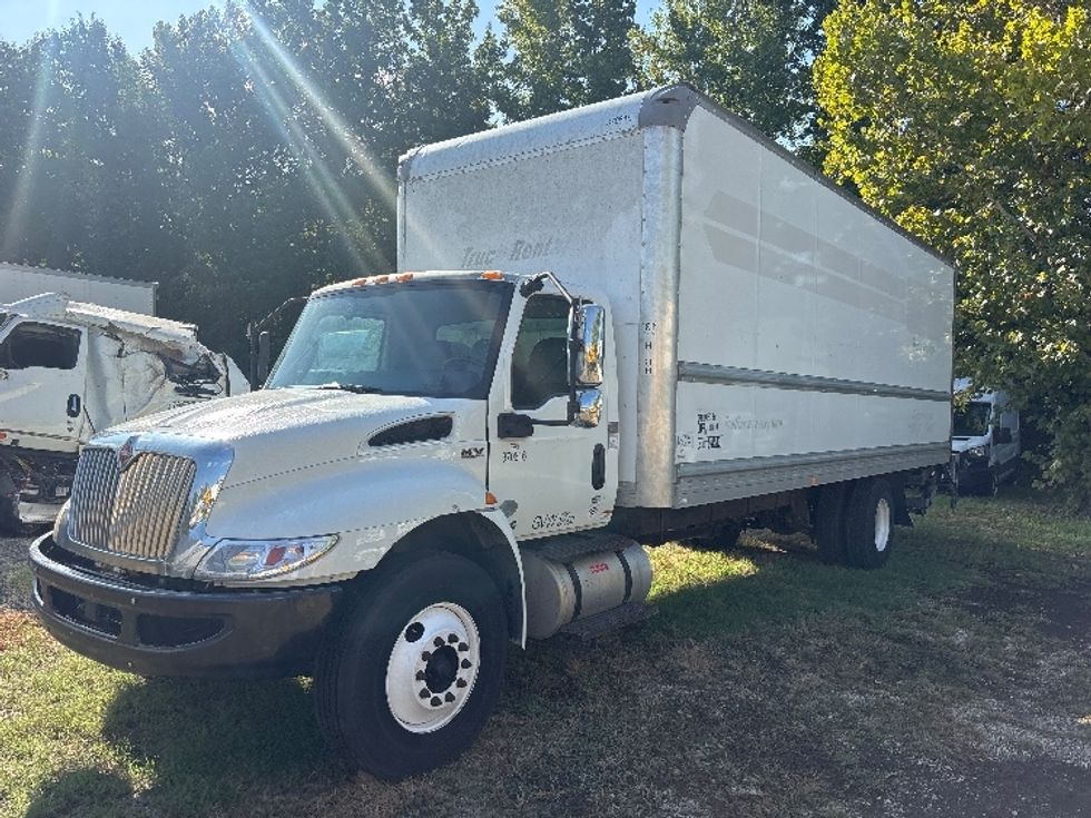 Medium Duty Box Truck-Light and Medium Duty Trucks-International-2021-MV607-Poplar Bluff-MO-332,040\n\t\tmiles-$ 12,000 - Image 3