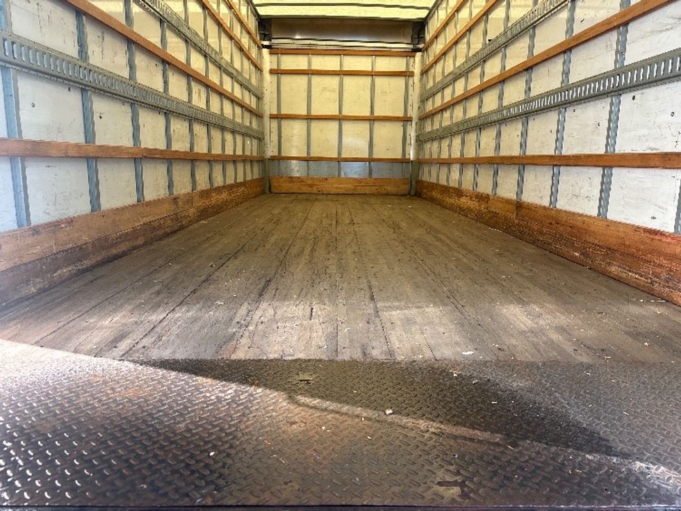 Medium Duty Box Truck-Light and Medium Duty Trucks-International-2021-MV607-Poplar Bluff-MO-332,040\n\t\tmiles-$ 12,000 - Image 10